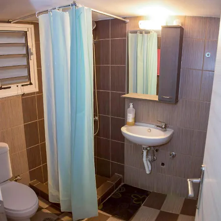 Aris Appartement *